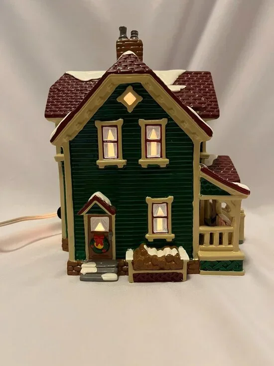 Department 56 Snow Village – Hartford House – Lighted Building – Original Box - Picture 3 of 15